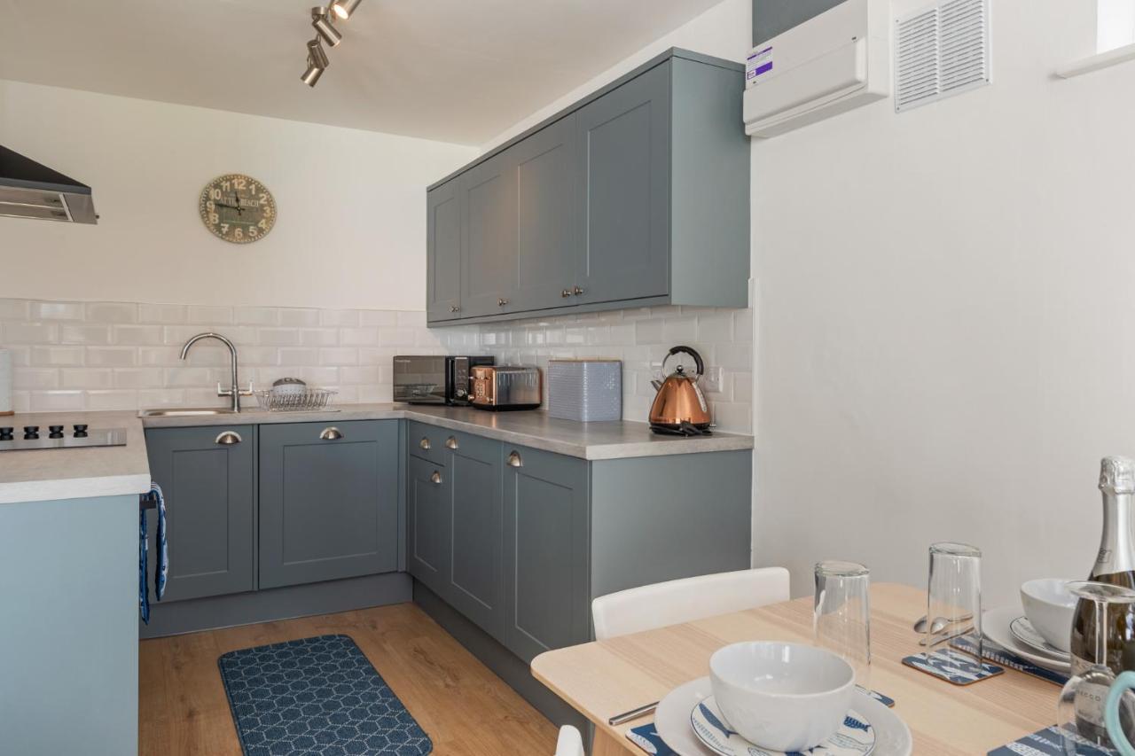 Coedrath Park 20 - Modern Apartment, Close To The Beach Saundersfoot Bagian luar foto